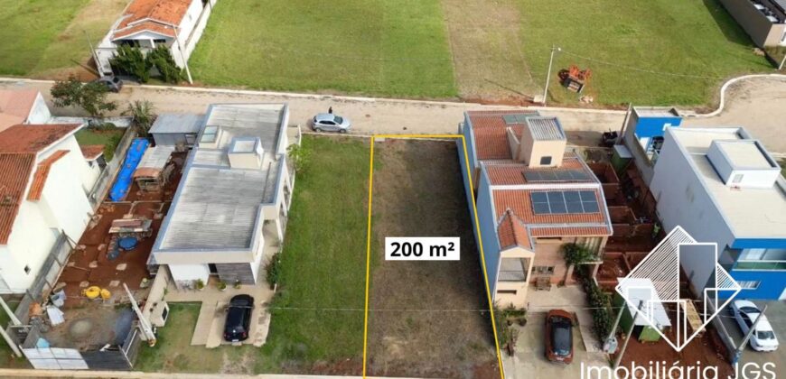 Lote de 200 metros no Condomínio Terras do Sol Poente