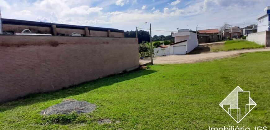 Oportunidade de Lote de 205 metros em Condomínio Fechado