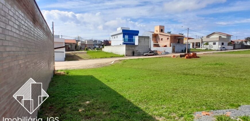 Oportunidade de Lote de 205 metros em Condomínio Fechado