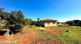 Chácara em terreno de 732,80 metros – Bairro Cercado