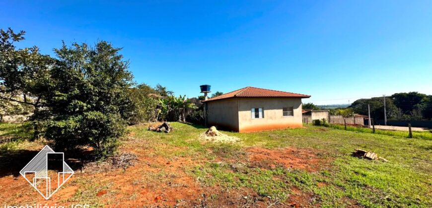 Chácara em terreno de 732,80 metros – Bairro Cercado