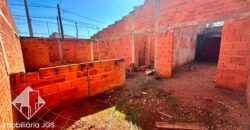 Casa em fase de construção no bairro Jundiaquara
