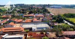 Casa em fase de construção no bairro Jundiaquara