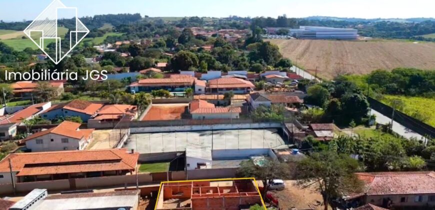 Casa em fase de construção no bairro Jundiaquara