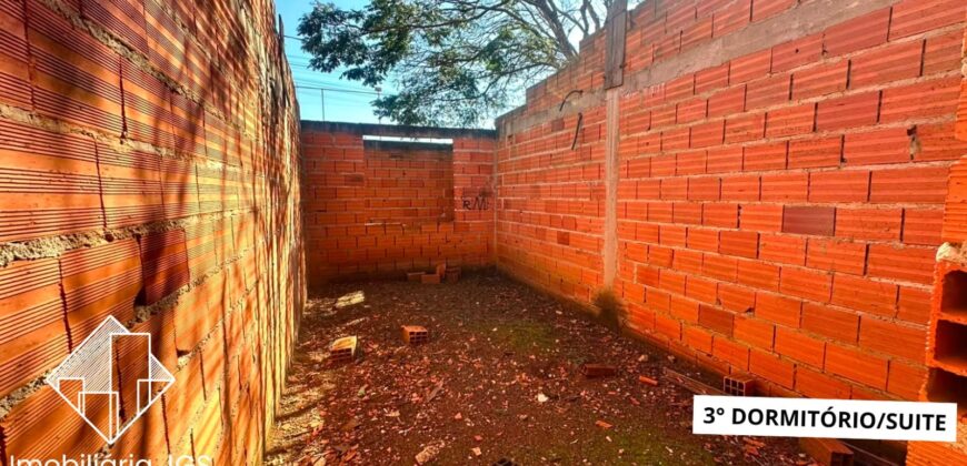 Casa em fase de construção no bairro Jundiaquara