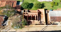Casa em fase de construção no bairro Jundiaquara