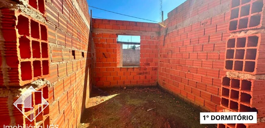 Casa em fase de construção no bairro Jundiaquara