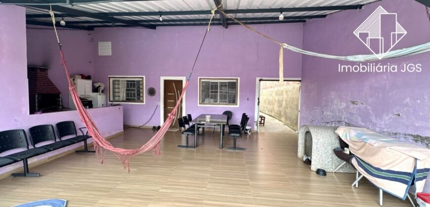 Casa com piscina e quintal – Bairro colégio em Araçoiaba da Serra