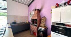 Casa com piscina e quintal – Bairro colégio em Araçoiaba da Serra