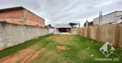 Casa com piscina e quintal – Bairro colégio em Araçoiaba da Serra