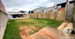 Casa com piscina e quintal – Bairro colégio em Araçoiaba da Serra