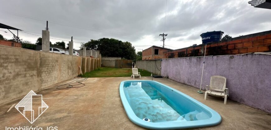 Casa com piscina e quintal – Bairro colégio em Araçoiaba da Serra