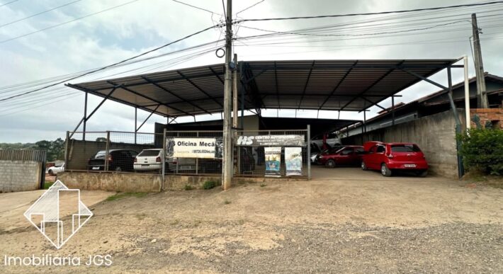 Barracão comercial de 800 M² em Araçoiaba da Serra