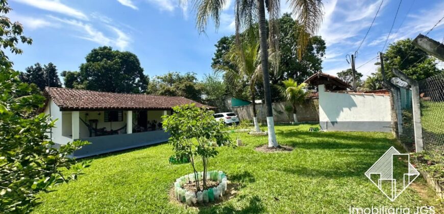 Chácara com Área gourmet e Pomar em Araçoiaba da Serra/SP