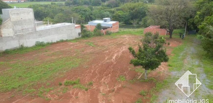Terreno de 1.000 metros com Escritura no bairro Jundiaquara