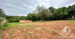 Terreno de 1.000 metros com Escritura no bairro Jundiaquara