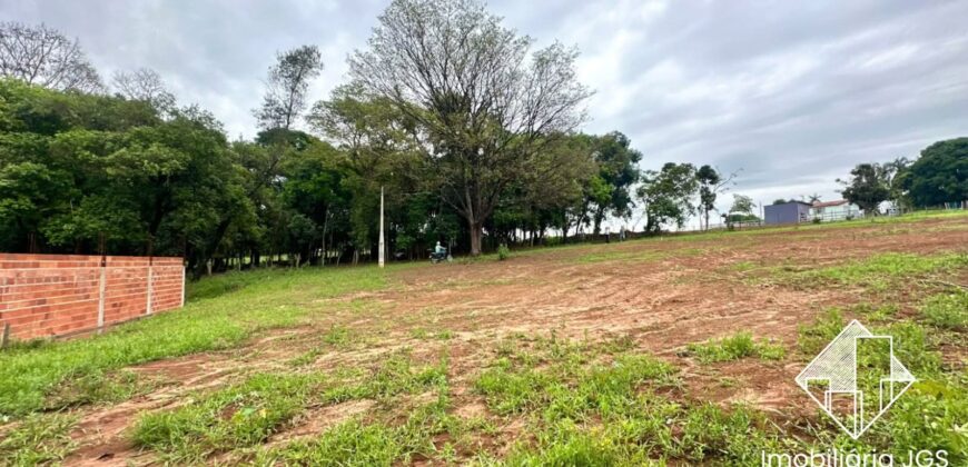 Terreno de 1.000 metros com Escritura no bairro Jundiaquara