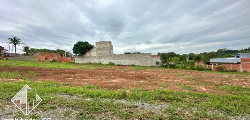 Terreno de 1.000 metros com Escritura no bairro Jundiaquara