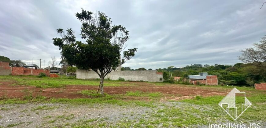 Terreno de 1.000 metros com Escritura no bairro Jundiaquara