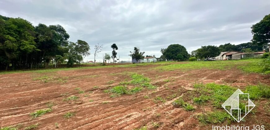 Terreno de 1.000 metros com Escritura no bairro Jundiaquara