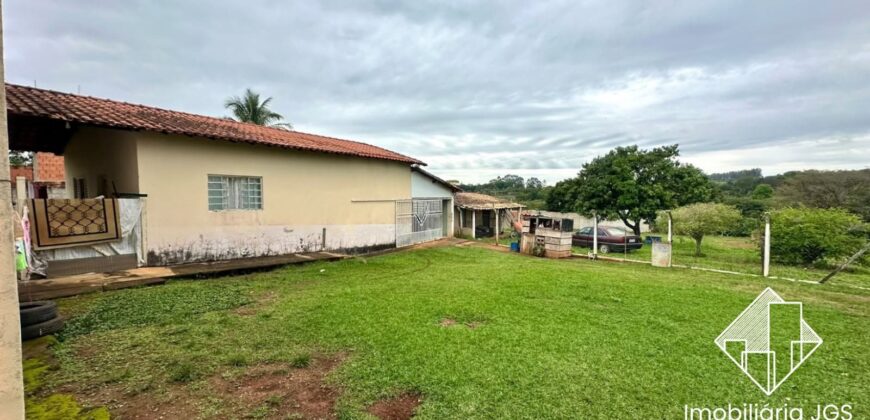 Chácara de 880 metros com Escritura – Bairro Jundiaquara