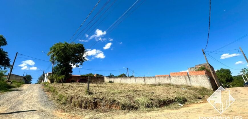 Terreno de esquina de 468 metros – Bairro Jundiaquara
